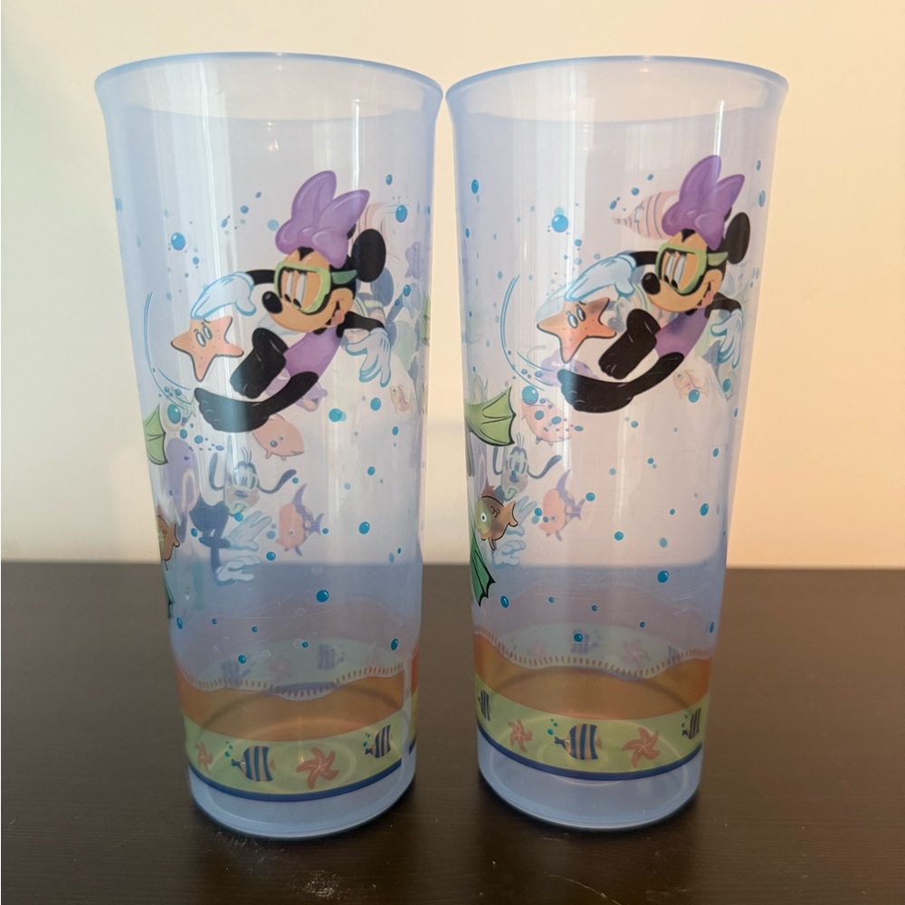 (2/$25) 2 Mickey And Friends Swimming 16 oz Tupperware Cups